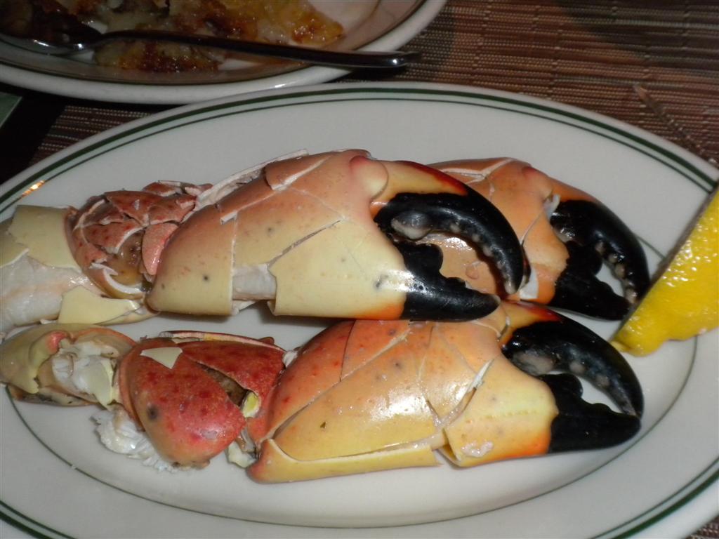 Stone Crab Smackdown — Eating Las VegasEating Las Vegas