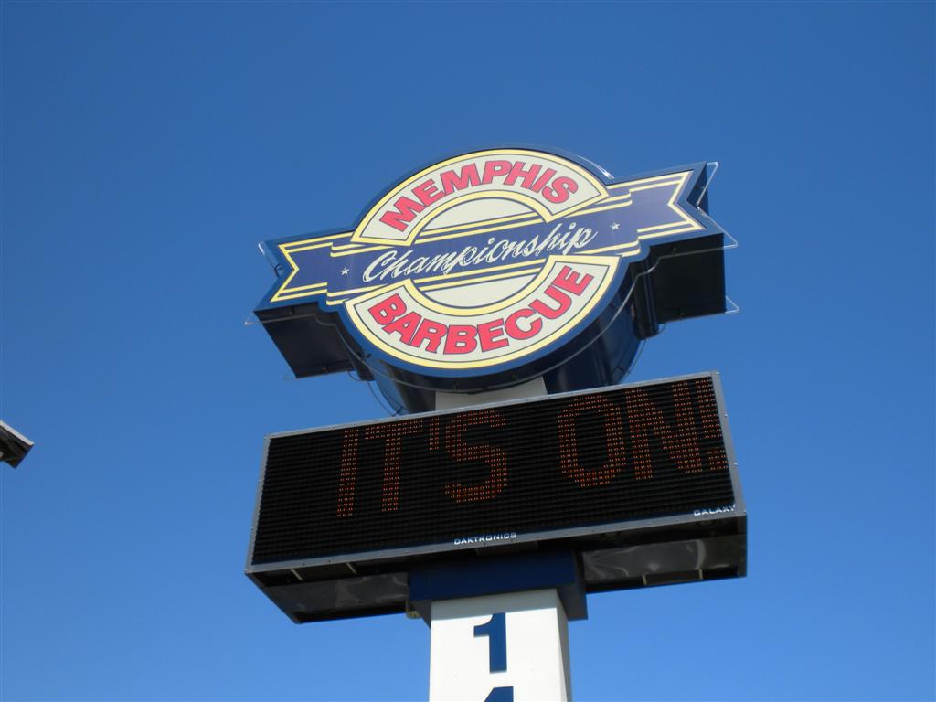 MEMPHIS CHAMPIONSHIP/Smokin’ In Mesquite Barbecue