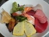 Chirashi sushi