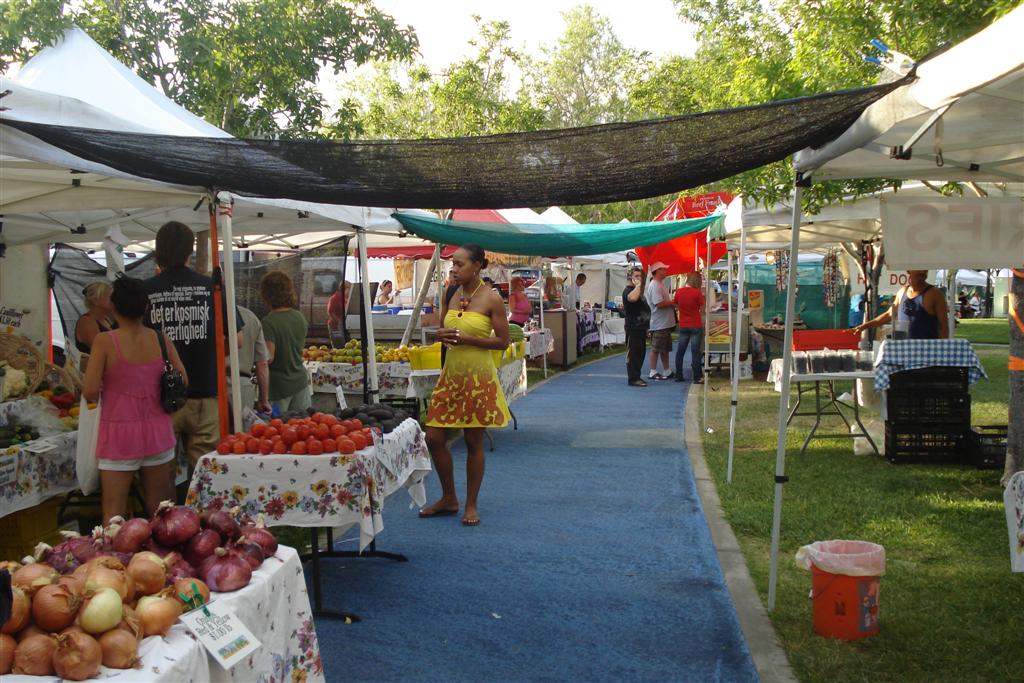 Wednesday Farmers Market Bruce Trent Park — Eating Las VegasEating